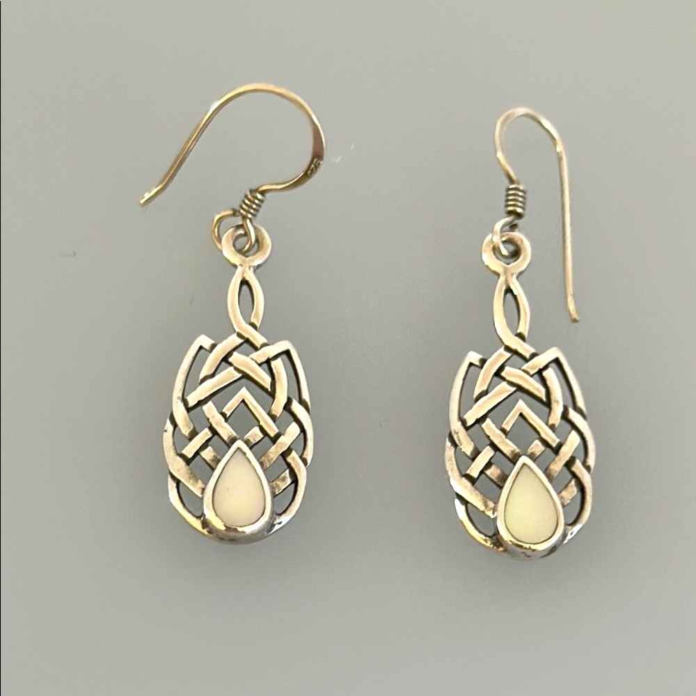 925 silver shell Intricate Silver Filigree Earrings - Picture 2 of 7